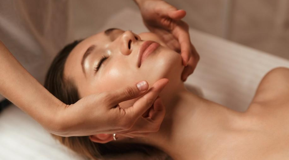 Pregnancy-Safe Treatments at Facette Facial Bar
