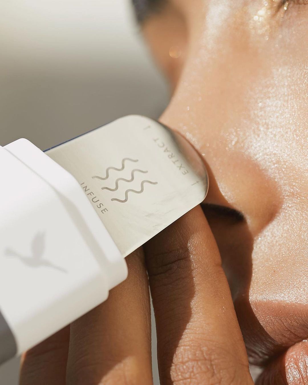 Professional Extractions: What You Should (and Shouldn’t) Do at Home