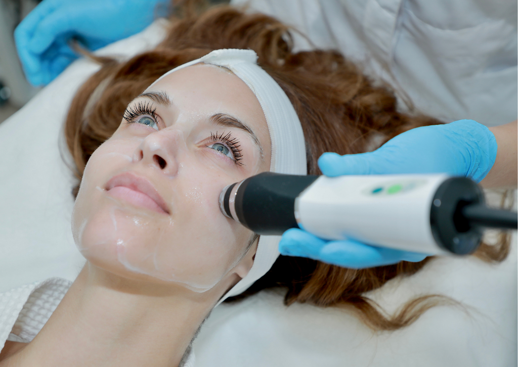 Enhanced Skincare: The Benefits Of Ultrasound Technology