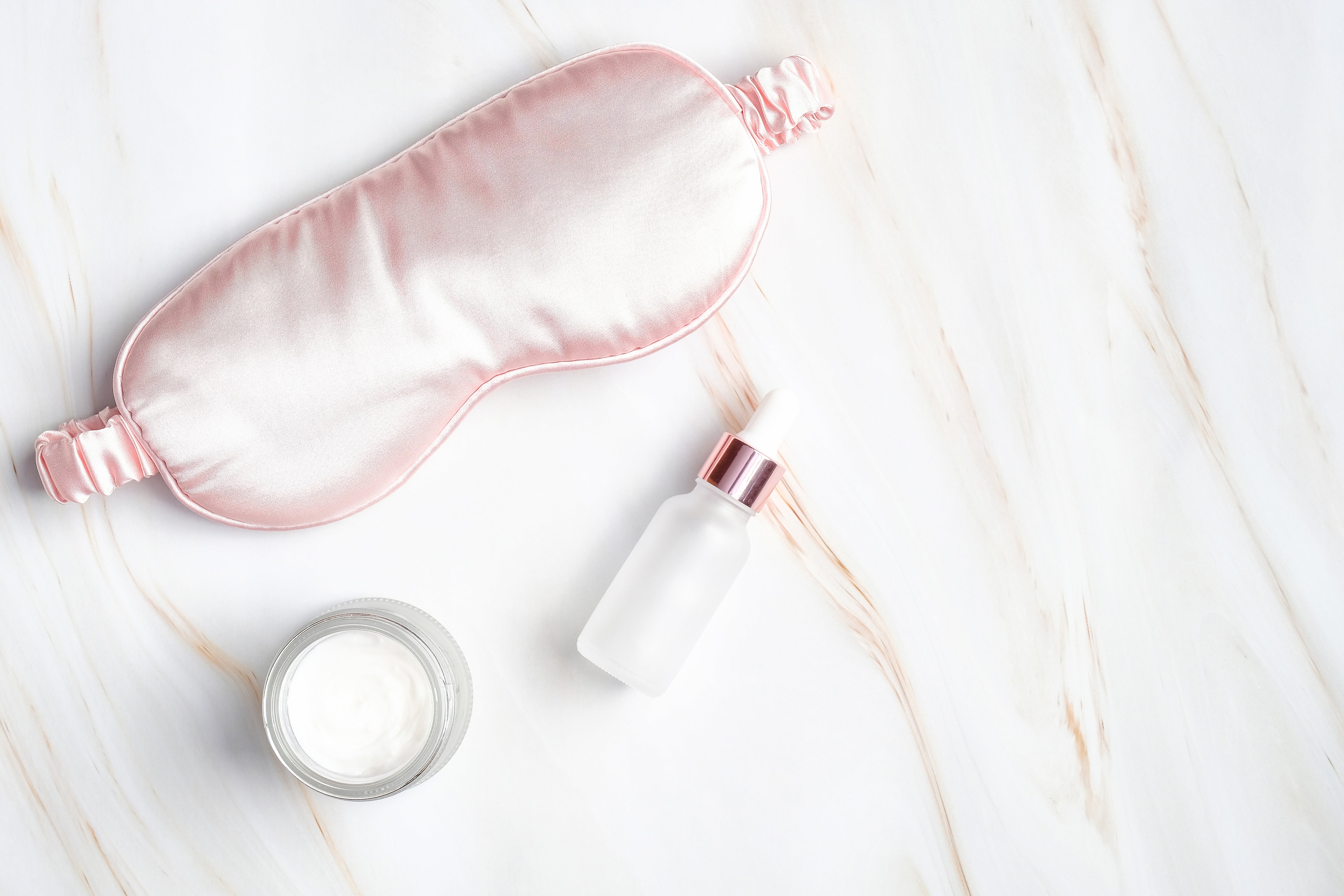 Morning vs. Evening Skincare: Crafting the Perfect Regimen